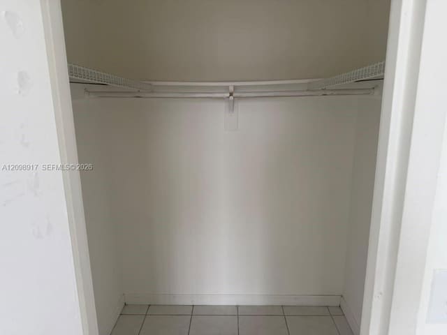 17560 Atlantic Boulevard 405, Sunny Isles Beach, FL 33160