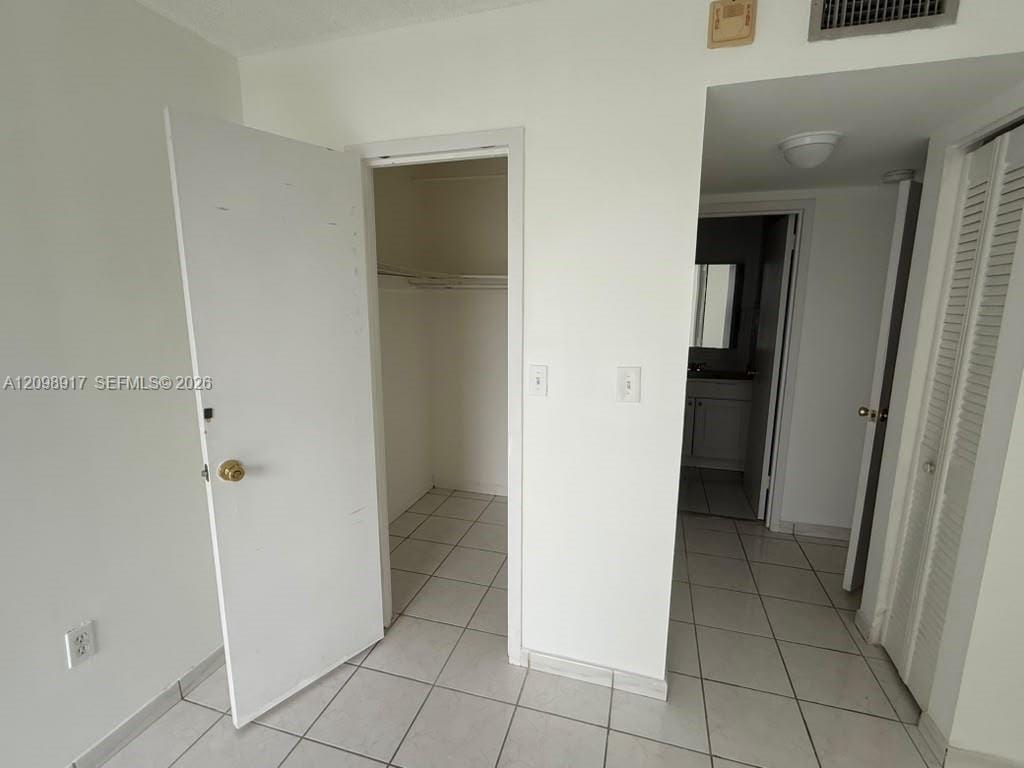 17560 Atlantic Boulevard 405, Sunny Isles Beach, FL 33160 photo 2