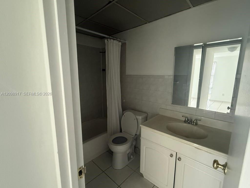 17560 Atlantic Boulevard 405, Sunny Isles Beach, FL 33160 photo 5
