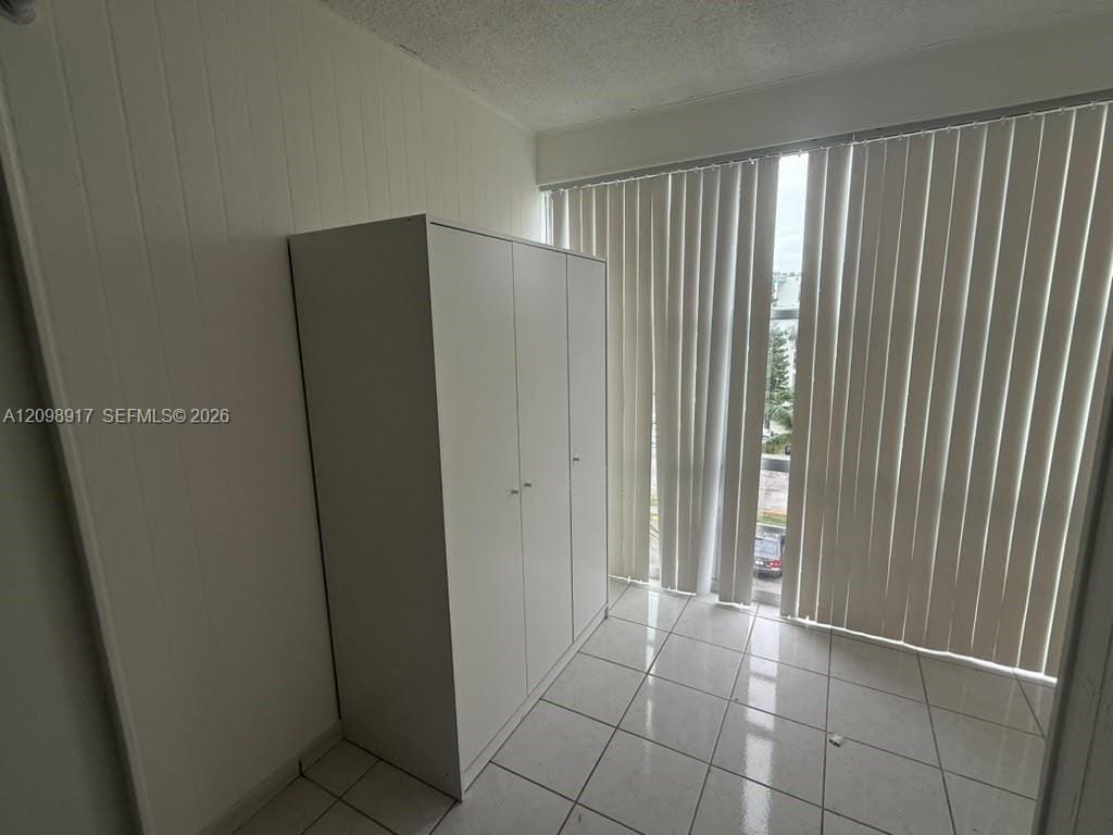 17560 Atlantic Boulevard 405, Sunny Isles Beach, FL 33160 photo 8