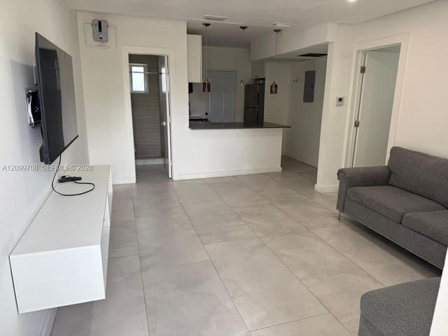 2201 Greene Street 1, Hollywood, FL 33020