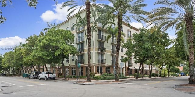 1900 Van Buren Street 112B, Hollywood, FL 33020
