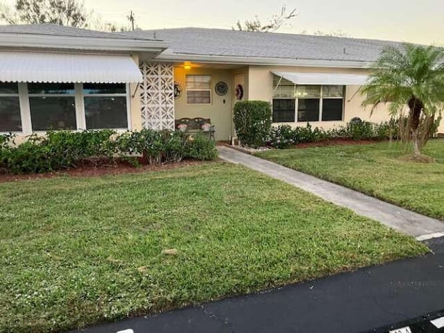 109 Lakes End Drive B, Fort Pierce, FL 34982
