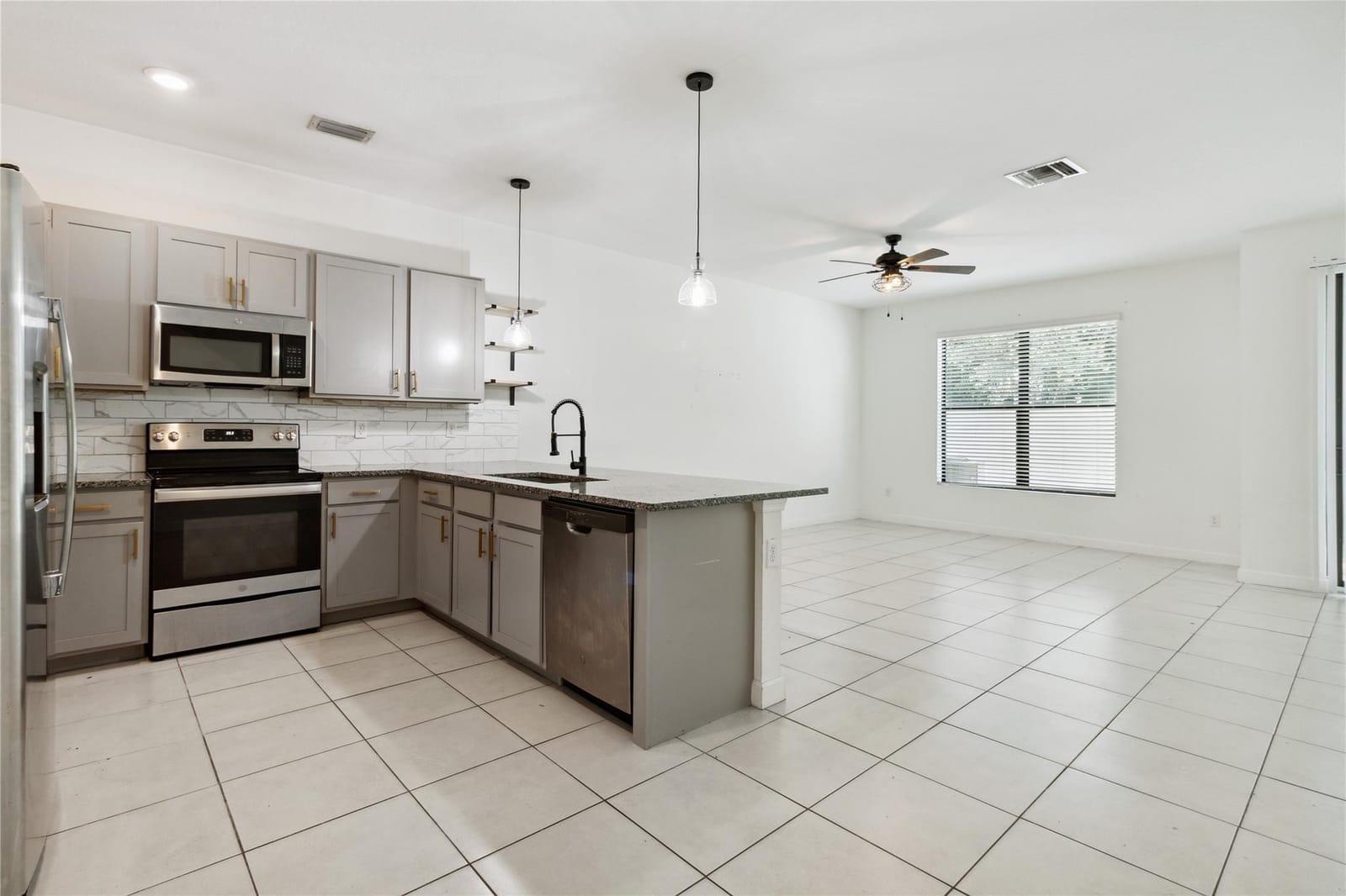 1002 SWEET BRIAR Lane — photo 12