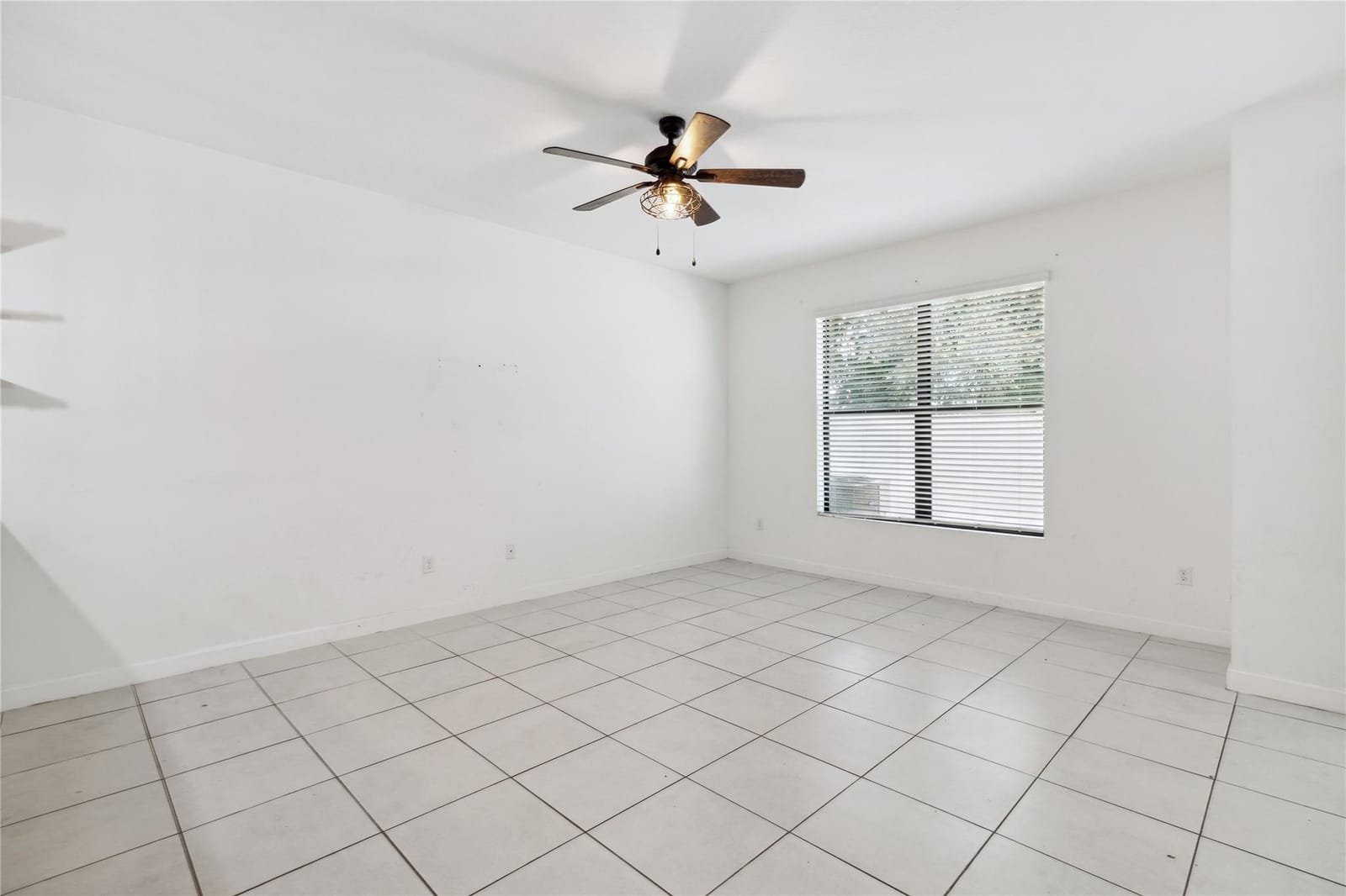 1002 SWEET BRIAR Lane, Riviera Beach, FL 33410 photo 15