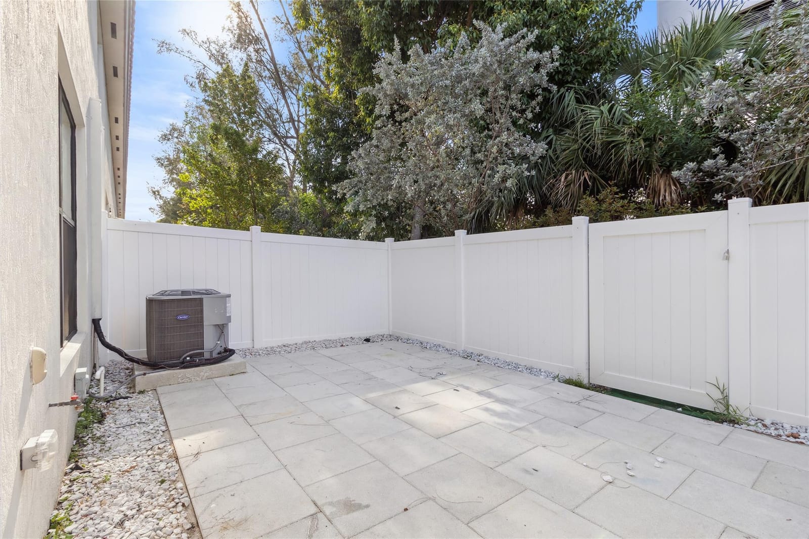 1002 SWEET BRIAR Lane, Riviera Beach, FL 33410 photo 26