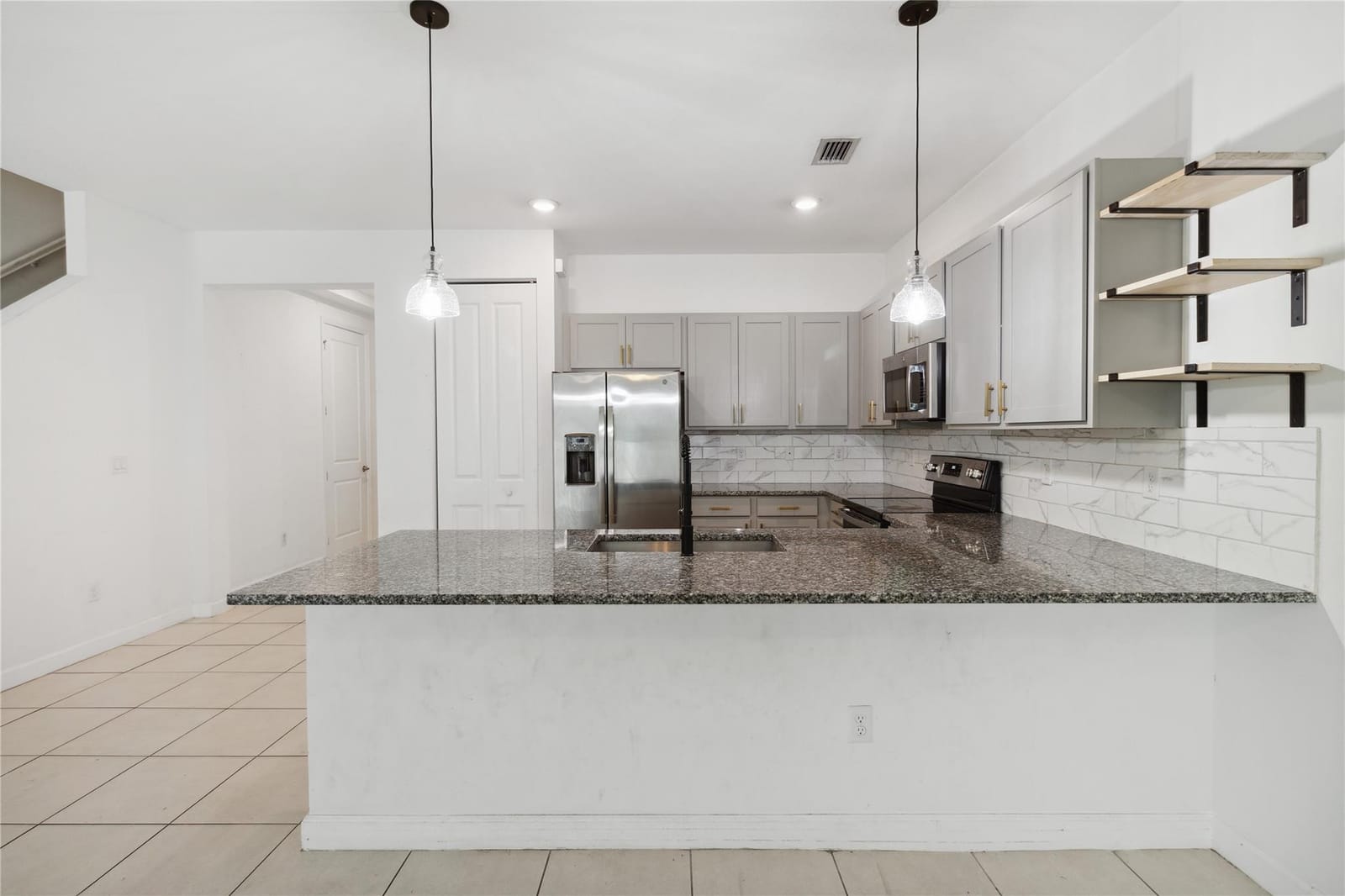 1002 SWEET BRIAR Lane — photo 10