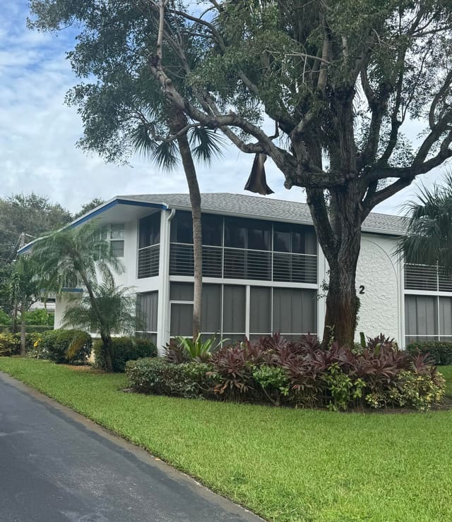 2 Garden Street 201M, Tequesta, FL 33469