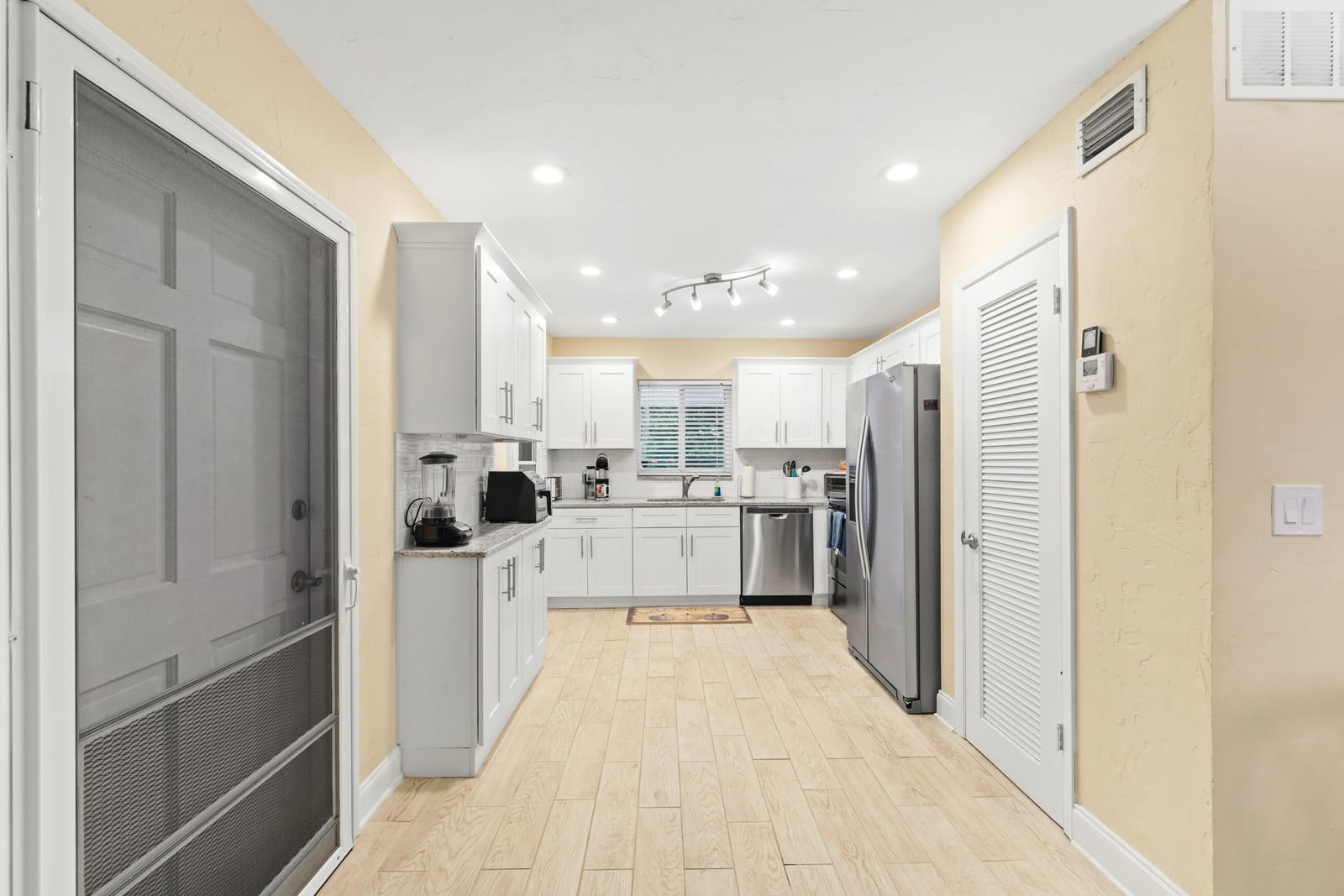 2 Garden Street 201M, Tequesta, FL 33469 photo 9