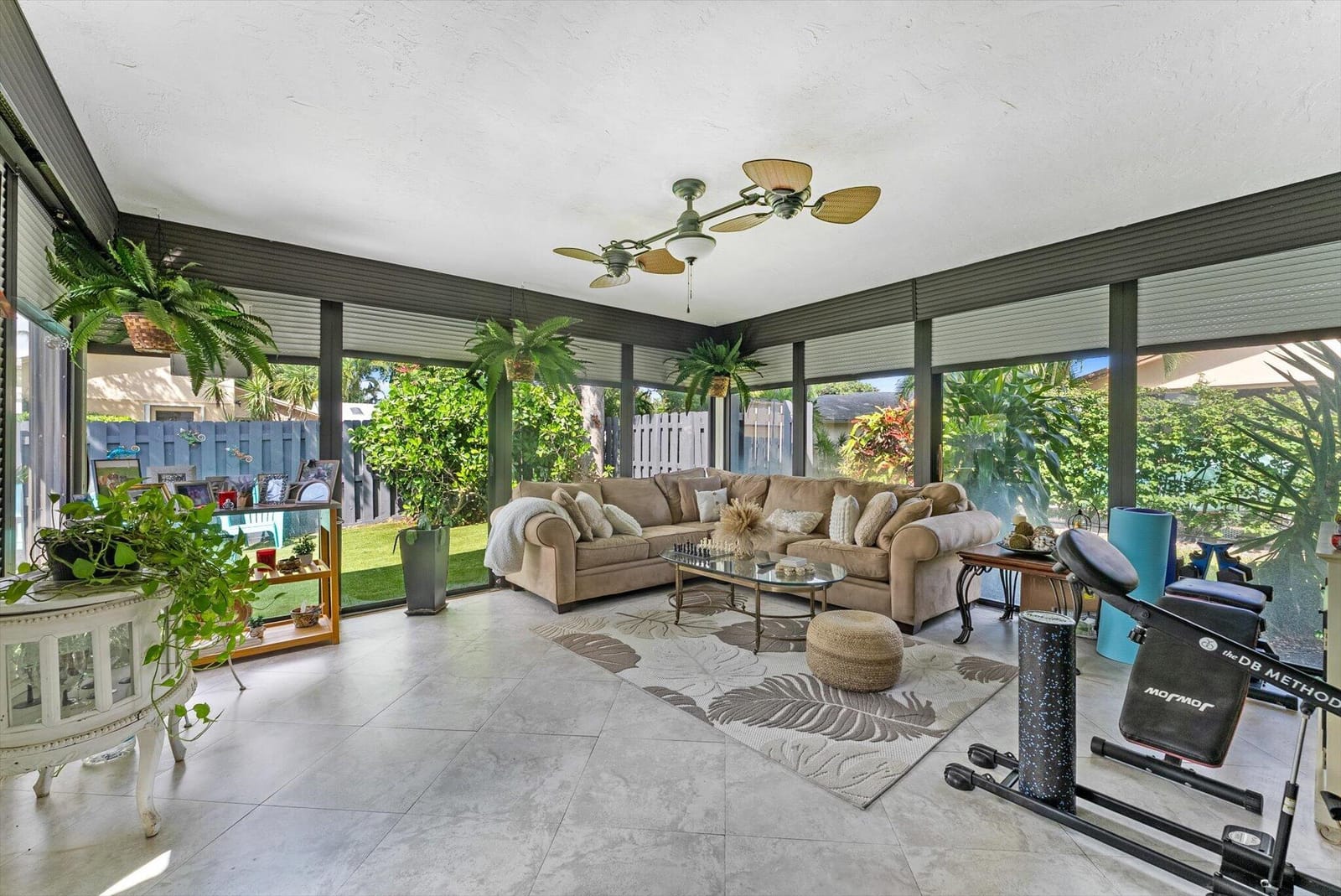 819 NW 25th Avenue — photo 3