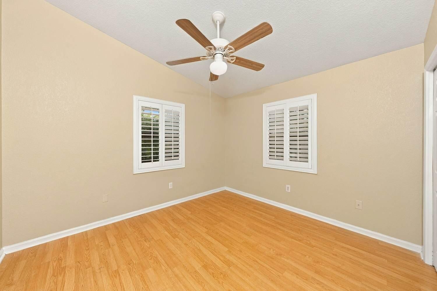 1566 HOLLYHOCK Road — photo 7