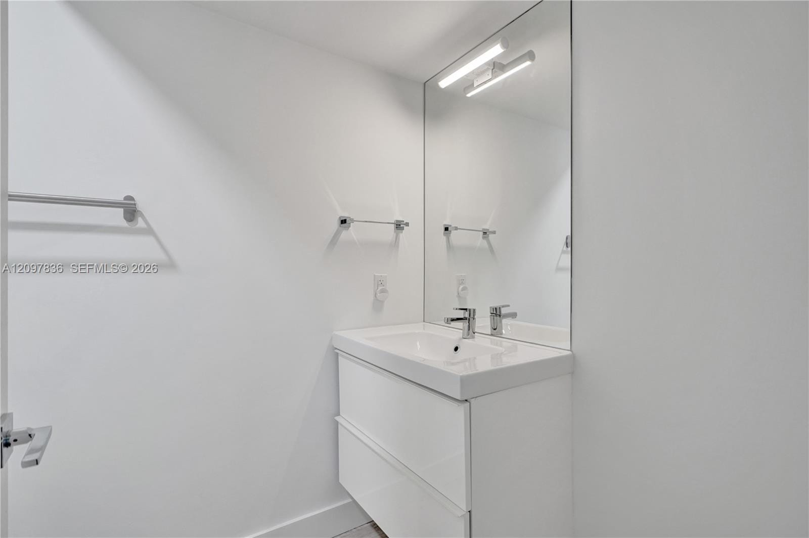 2851 NE 183rd Street 211E, Aventura, FL 33160 photo 16