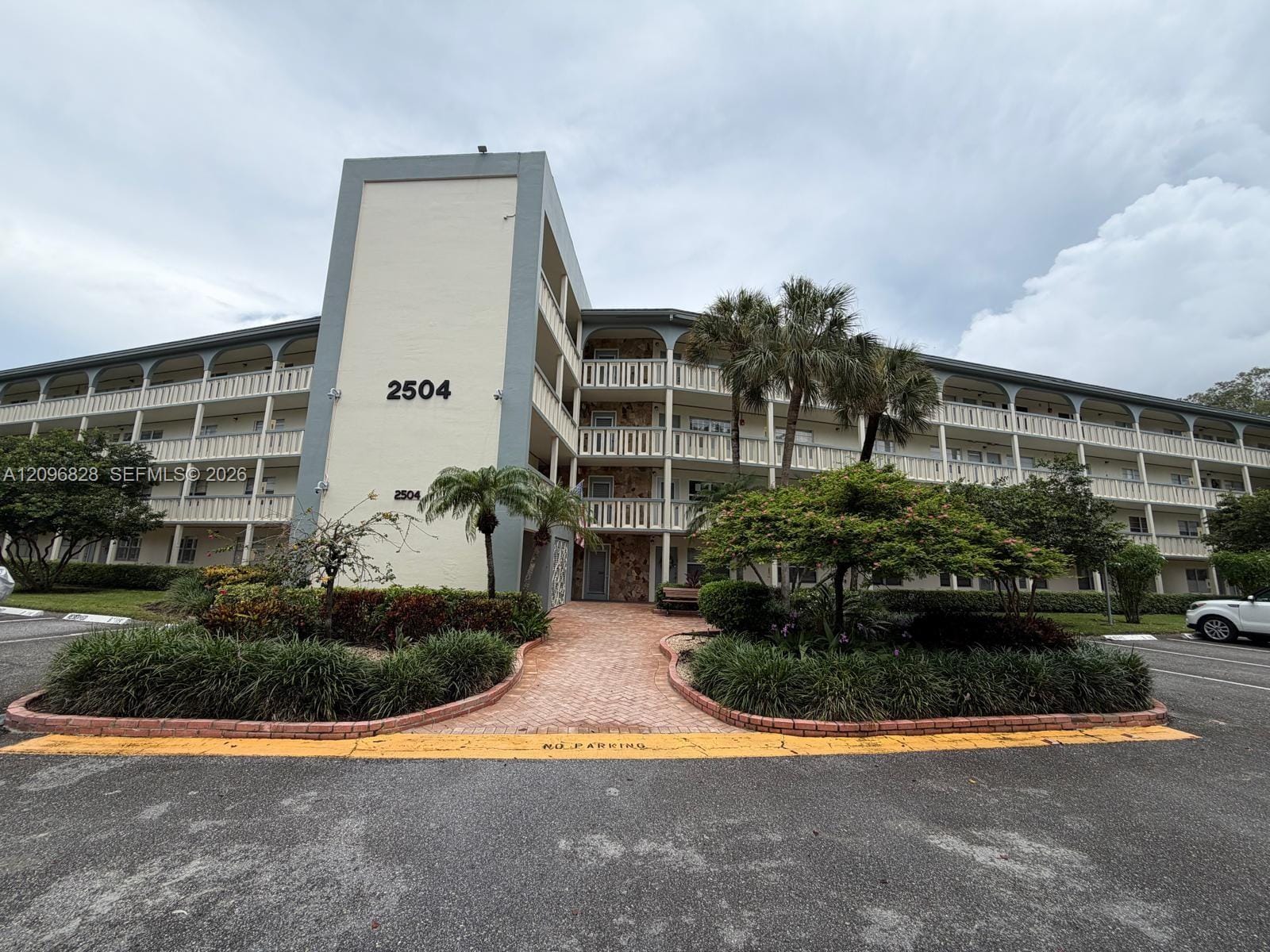 2504 Antigua Terrace H3, Coconut Creek, FL 33066