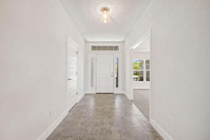 8331 AMALFI Circle, Fort Pierce, FL 34951 photo 3