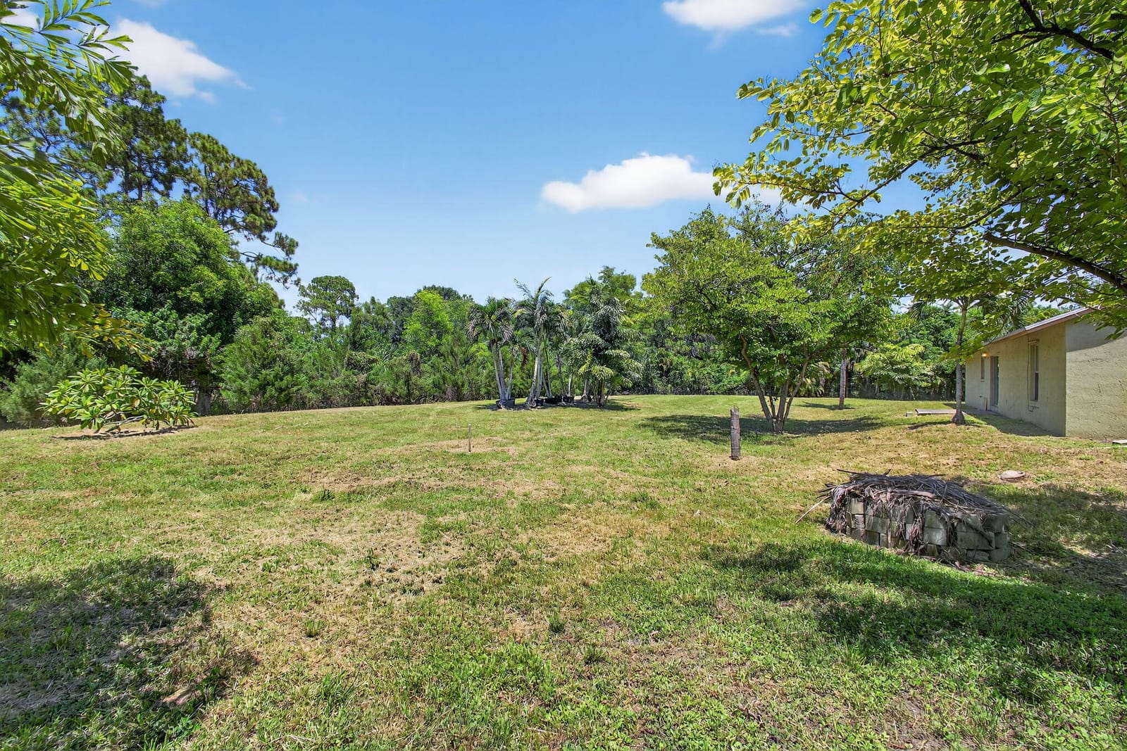 16971 W Mayfair Drive W, The Acreage, FL 33470 photo 23