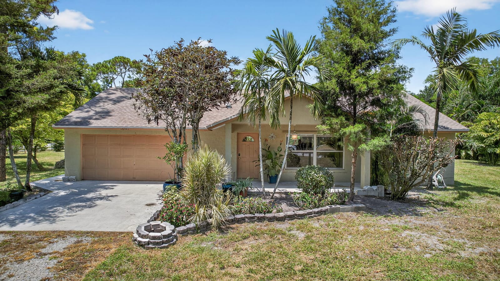 16971 W Mayfair Drive W, The Acreage, FL 33470