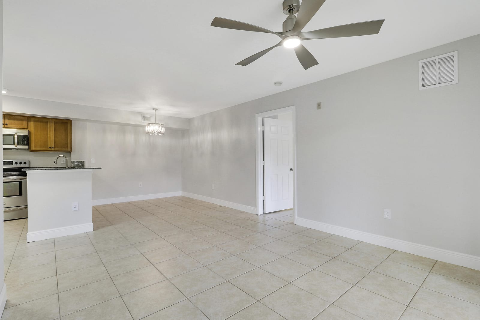 171 SW Palm Drive, Port St. Lucie, FL 34986 photo 5