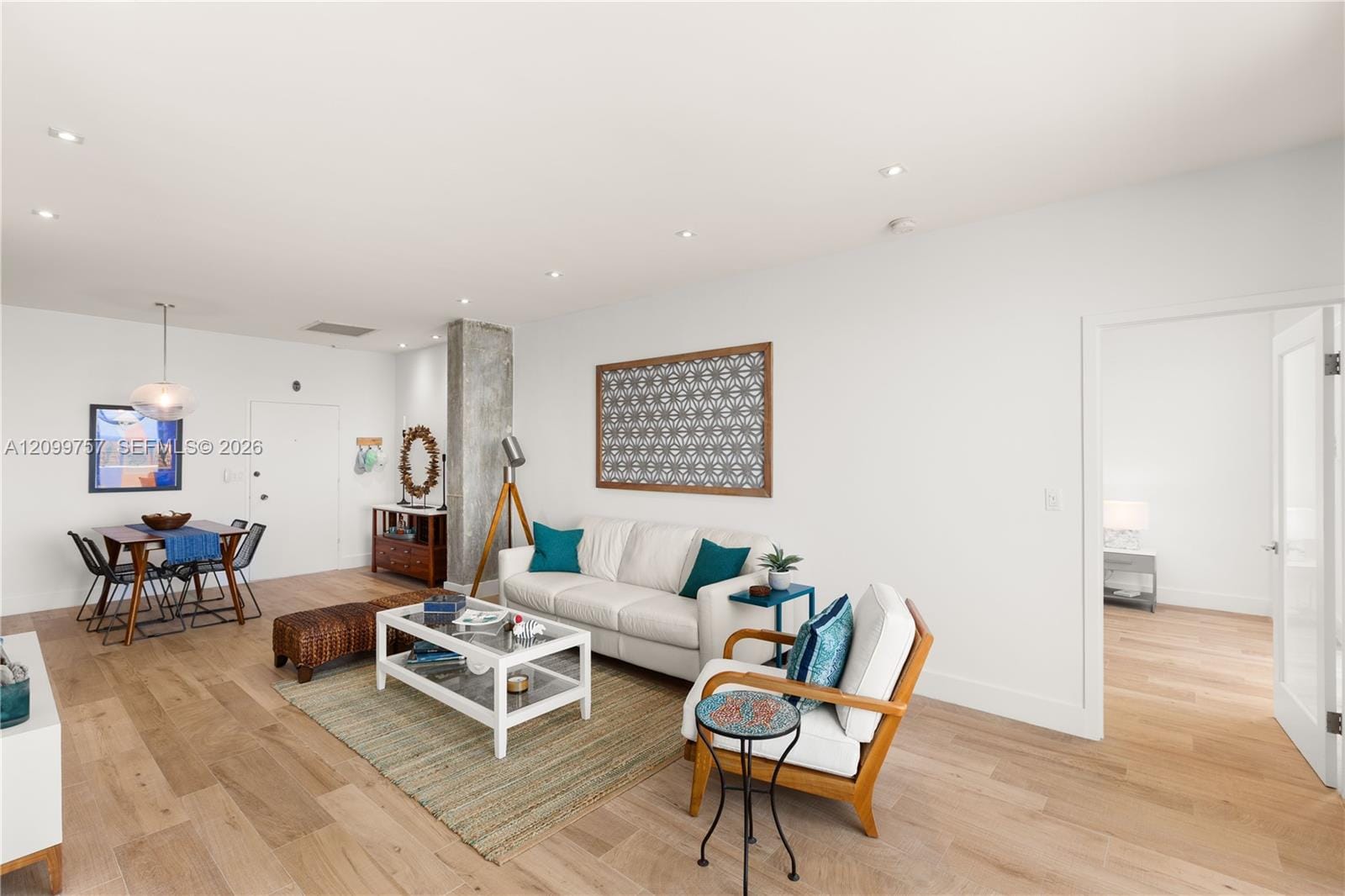 5555 Collins Avenue 17J, Miami Beach, FL 33140 photo 10