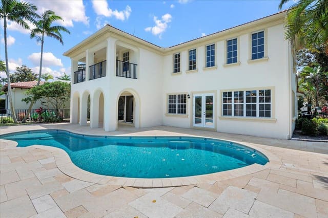 1428 Barlow Court, Palm Beach Gardens, FL 33410