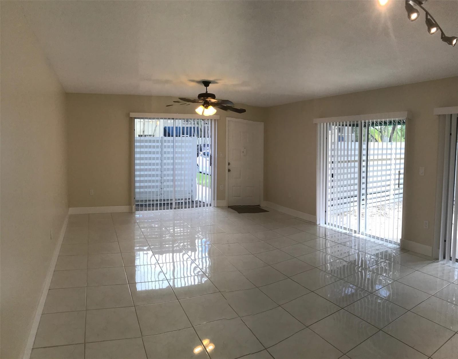 593 NW 98TH Avenue 1, Plantation, FL 33324 photo 6