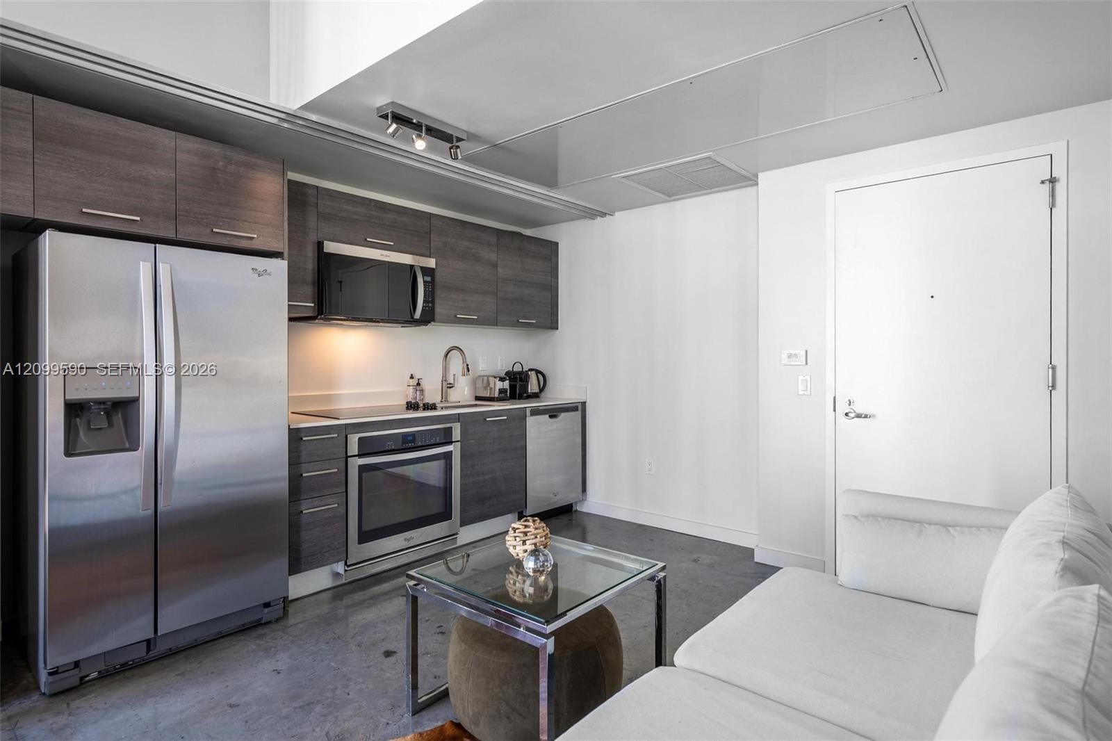 151 SE 1st Street 1404, Miami, FL 33131 photo 9