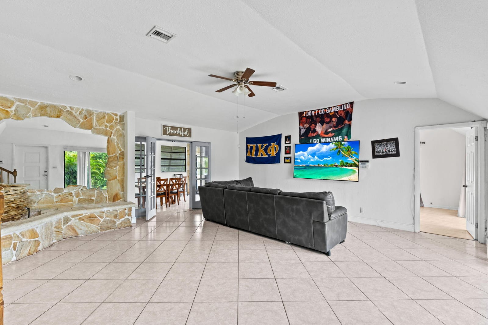 1425 NE 4th Court — photo 11