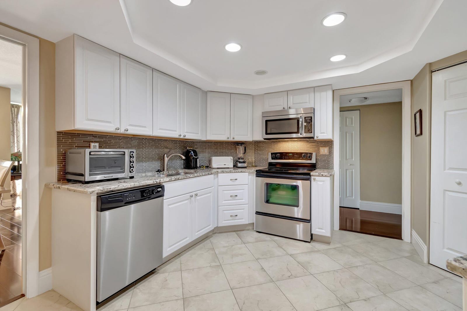 6372 LA COSTA Drive 504, Boca Raton, FL 33433 photo 7