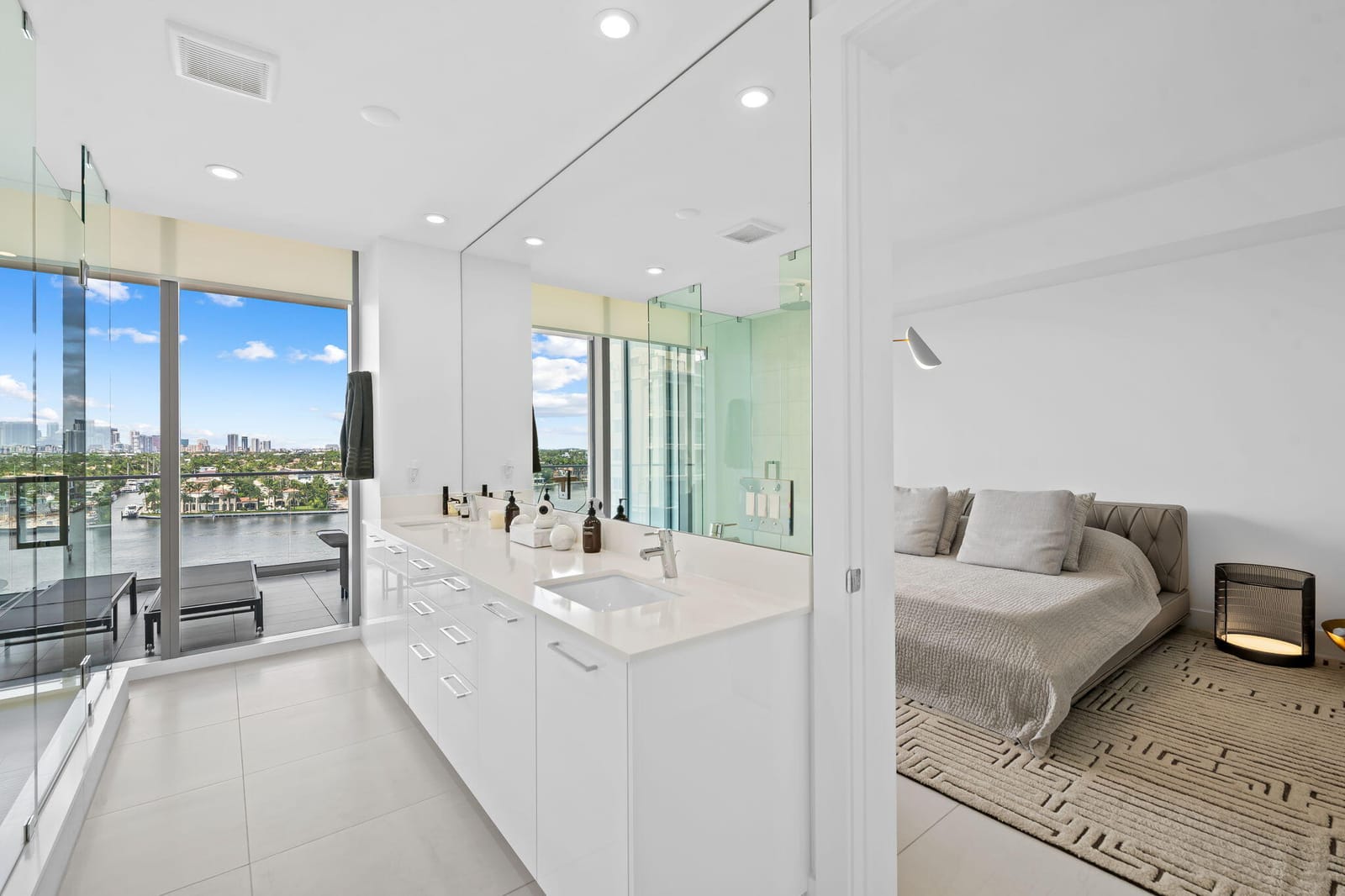 153 N Seabreeze Boulevard 704, Fort Lauderdale, FL 33304 photo 22