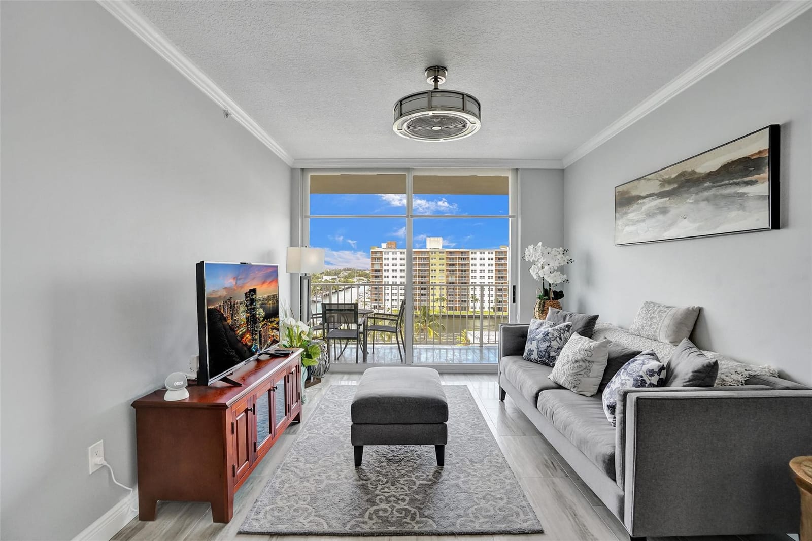 3020 NE 32nd Avenue Unit 618 — photo 6