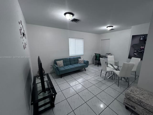 2141 Biarritz Drive 4, Miami Beach, FL 33141