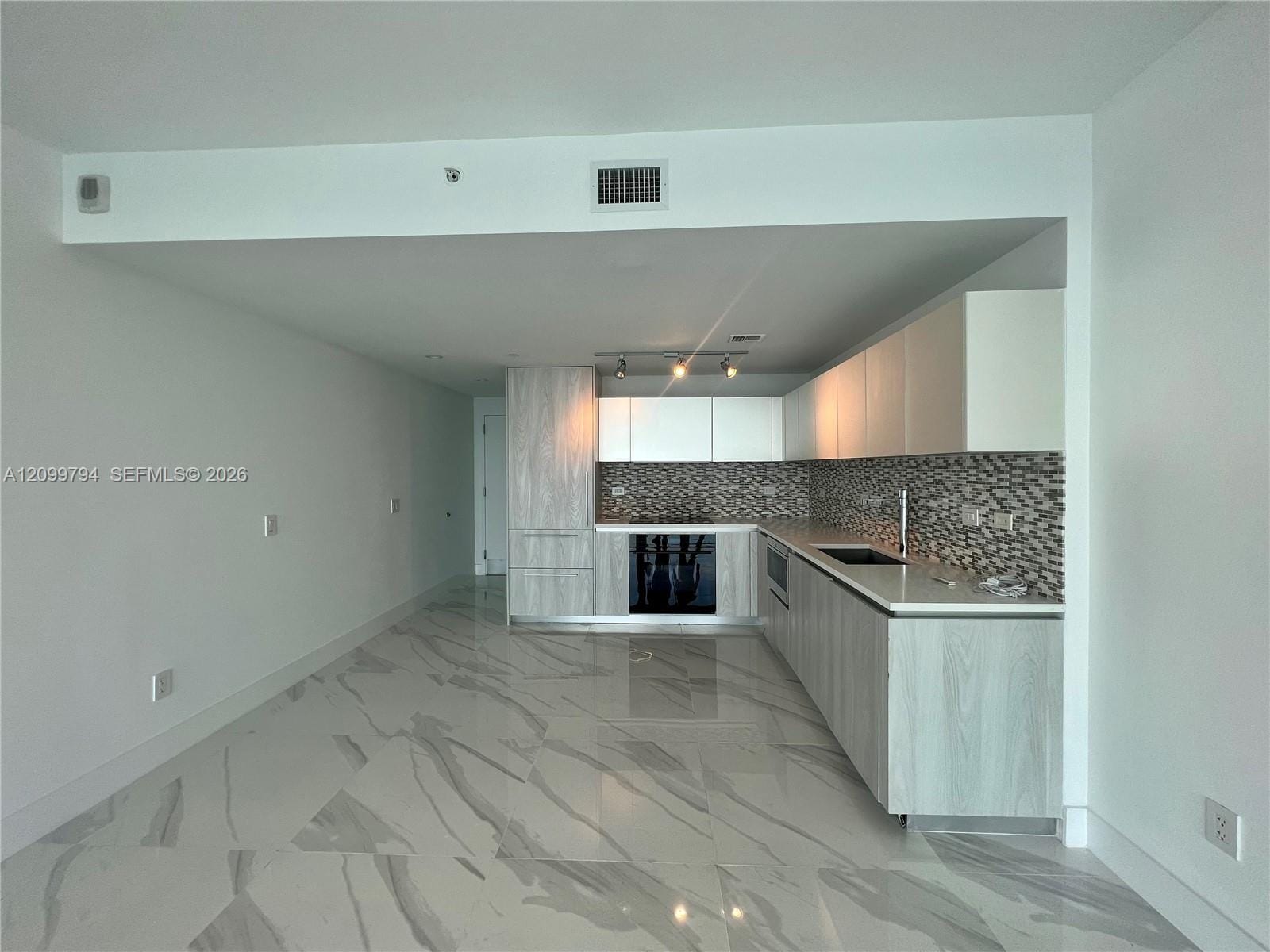 3131 NE 7th Avenue 1205 — photo 3