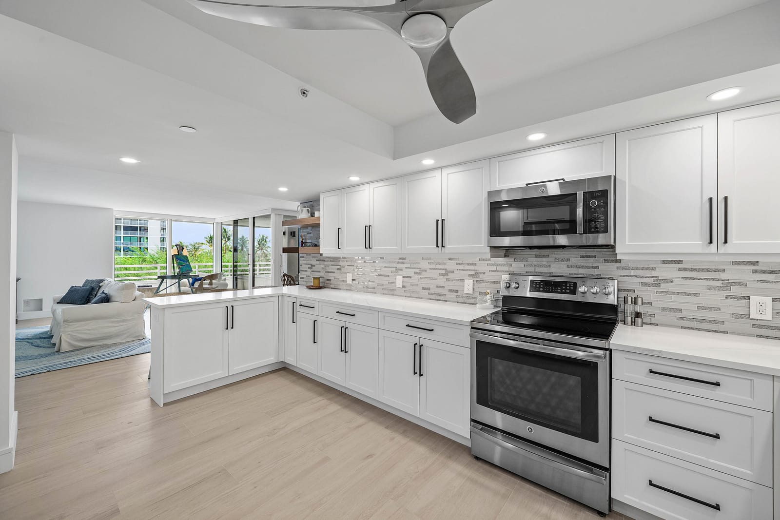 2901 S Ocean Boulevard 303, Highland Beach, FL 33487 photo 12