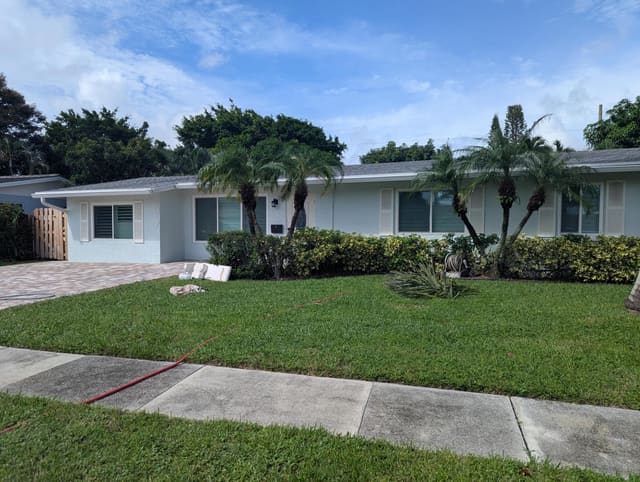 1017 SE 7TH Street, Deerfield Beach, FL 33441