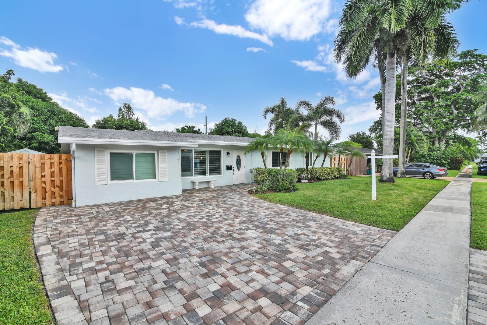 1017 SE 7TH Street, Deerfield Beach, FL 33441 photo 1
