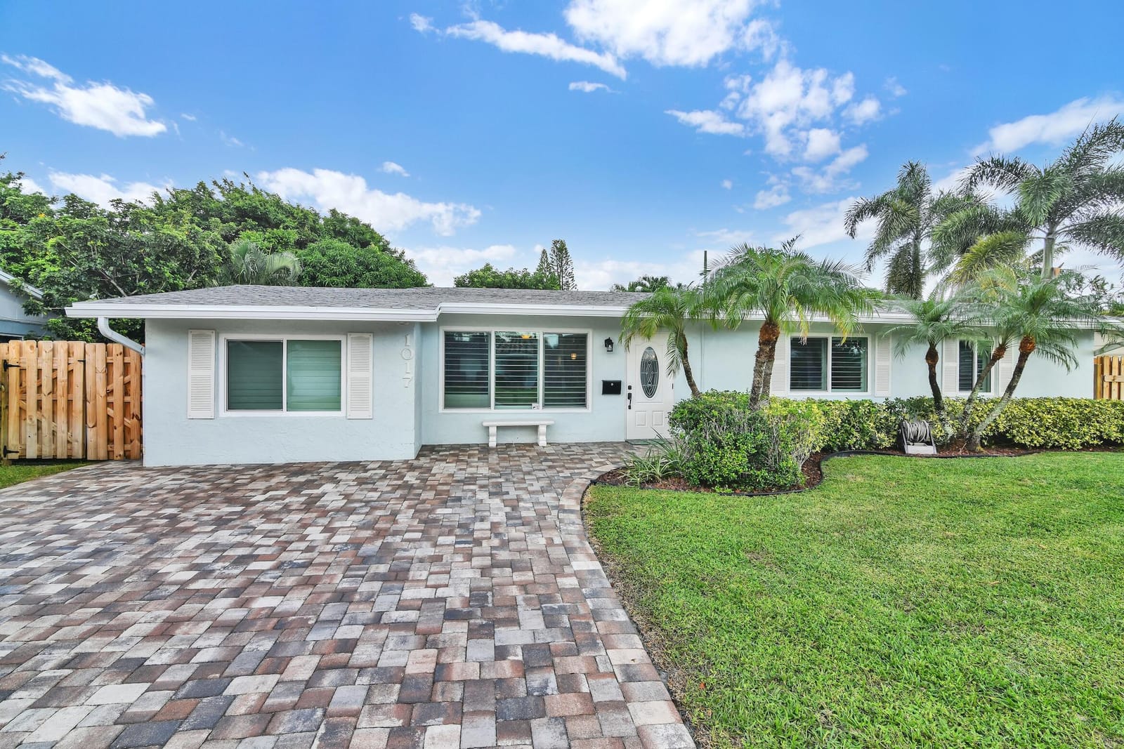 1017 SE 7TH Street, Deerfield Beach, FL 33441 photo 2
