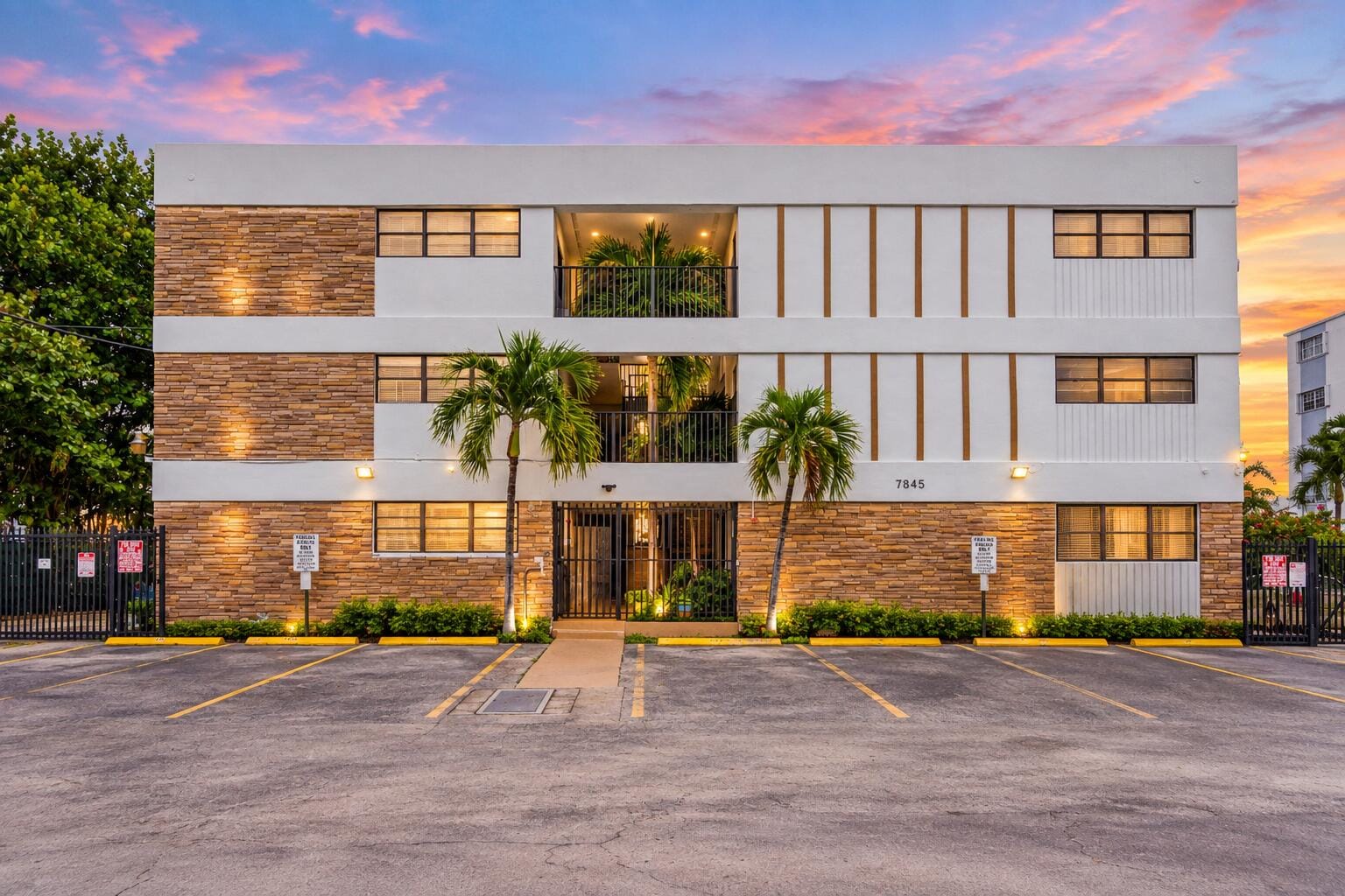 7845 NE Bayshore Court 12A, Miami, FL 33138 photo 16