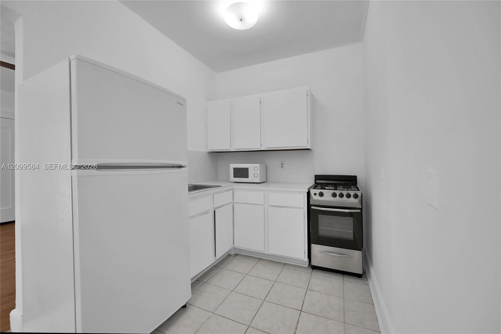 670 W 46th Street 7, Miami Beach, FL 33140 photo 7