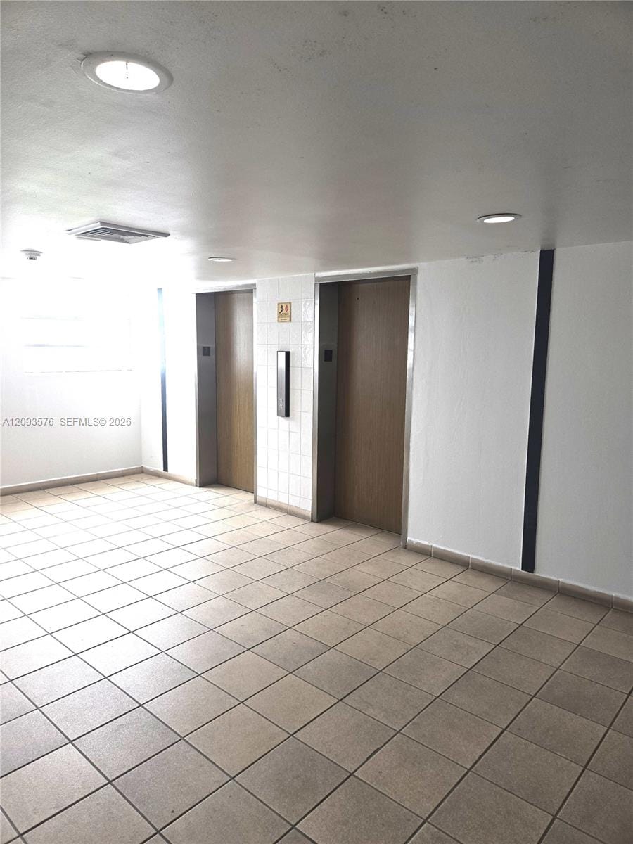 5050 NW 7th Street 709, Miami, FL 33126 photo 4