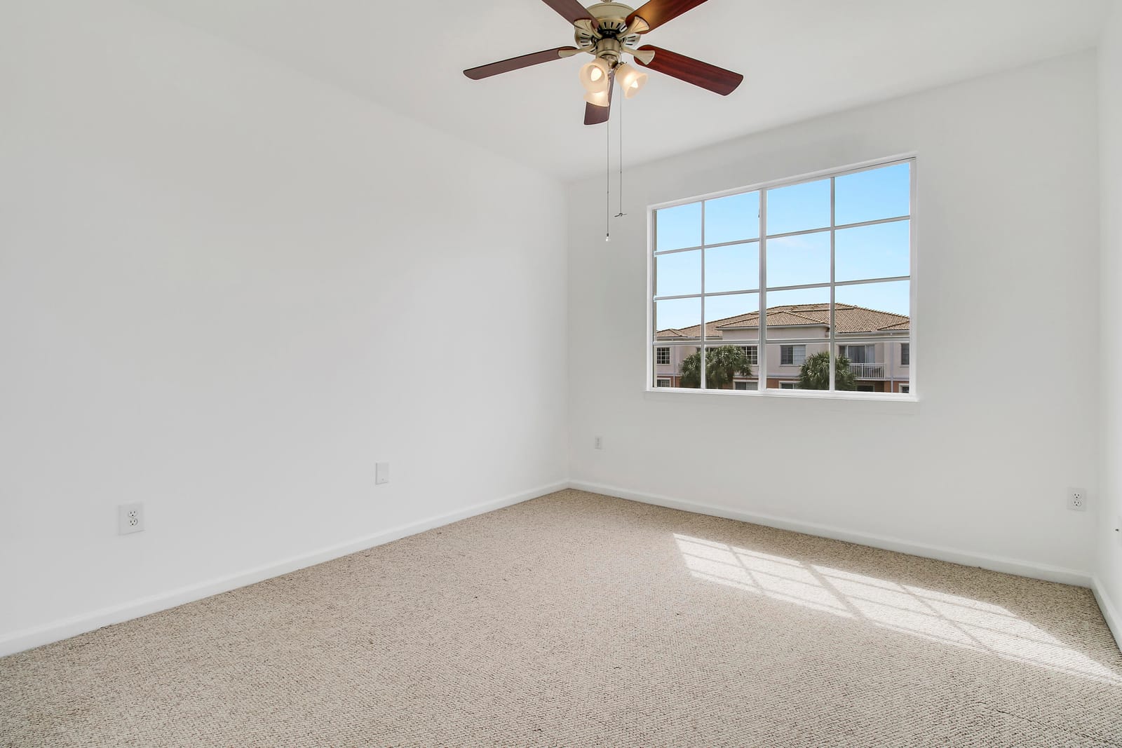 4308 Myrtlewood Circle E — photo 7