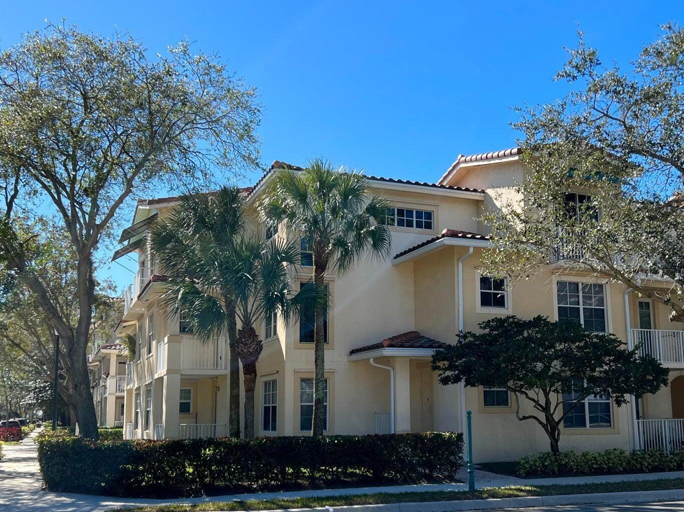 1116 University Boulevard 21, Jupiter, FL 33458 photo 2
