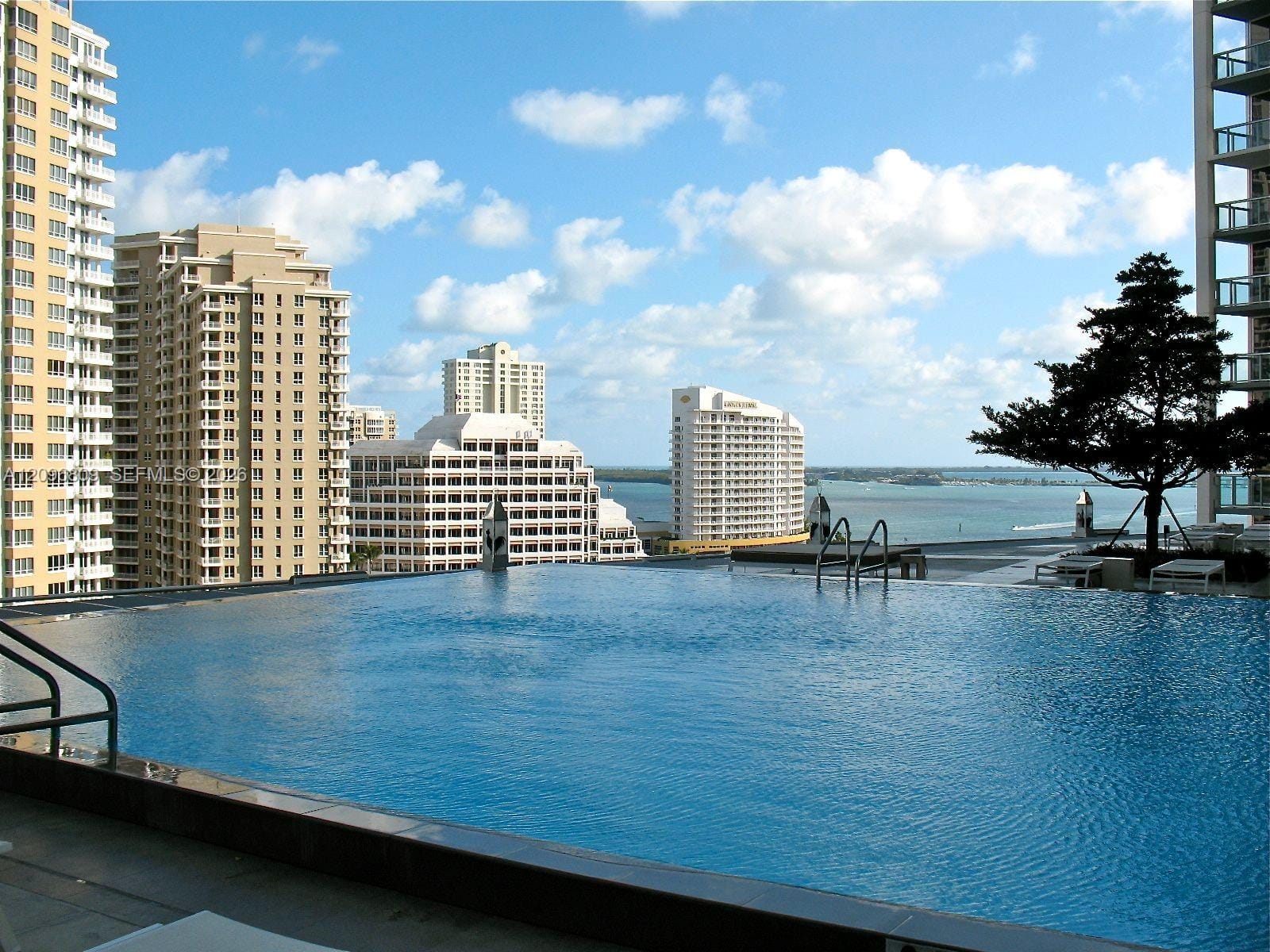 465 Brickell Avenue 617, Miami, FL 33131 photo 10