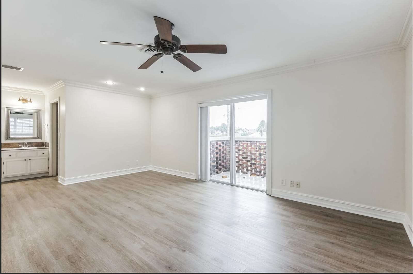415 Pine Tree Court 17, Atlantis, FL 33462 photo 14