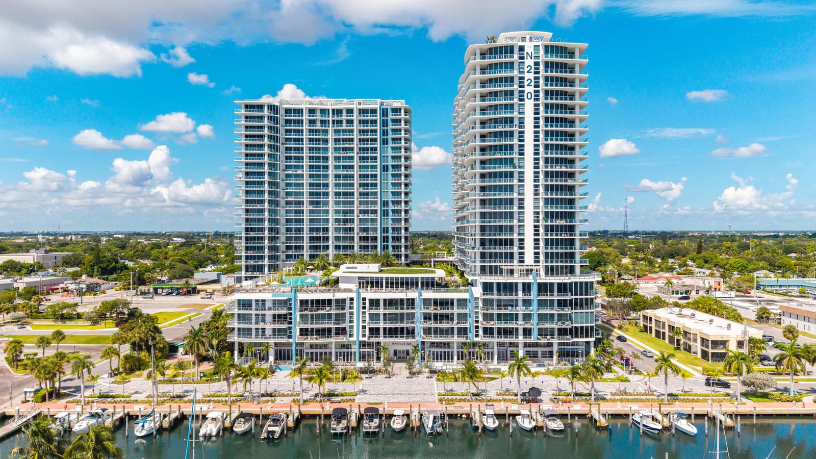 220 LAKE SHORE Drive 612, West Palm Beach, FL 33403 photo 2