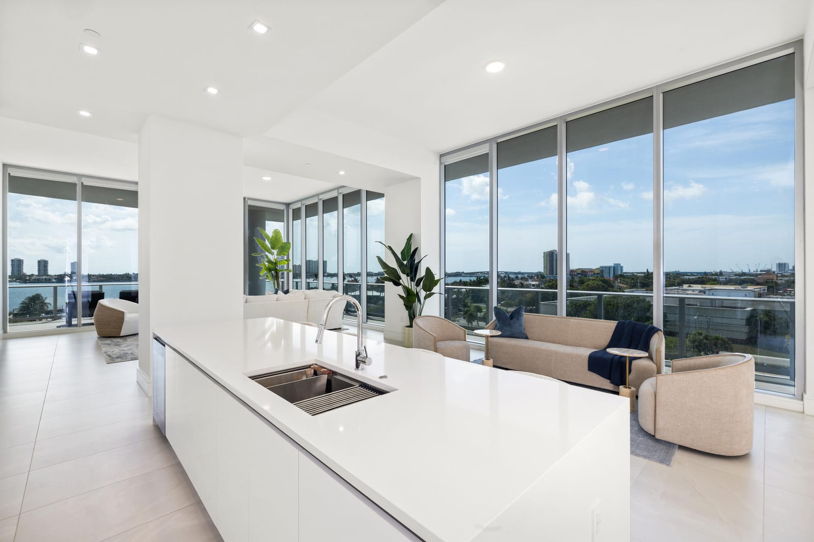 220 LAKE SHORE Drive 612, West Palm Beach, FL 33403 photo 11