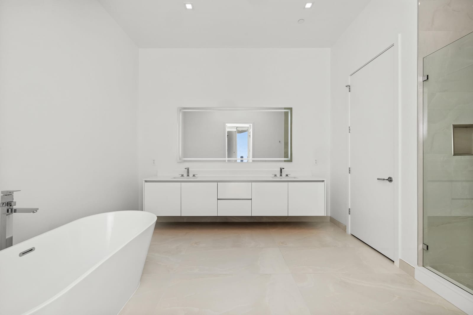 220 LAKE SHORE Drive 612, West Palm Beach, FL 33403 photo 18