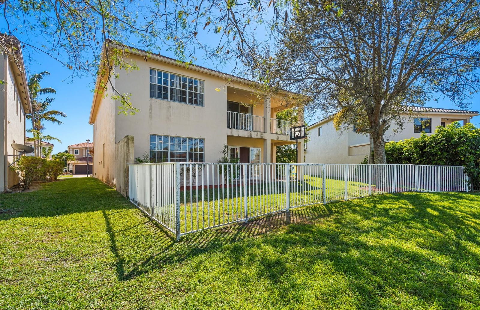 10633 OLD HAMMOCK Way — photo 4