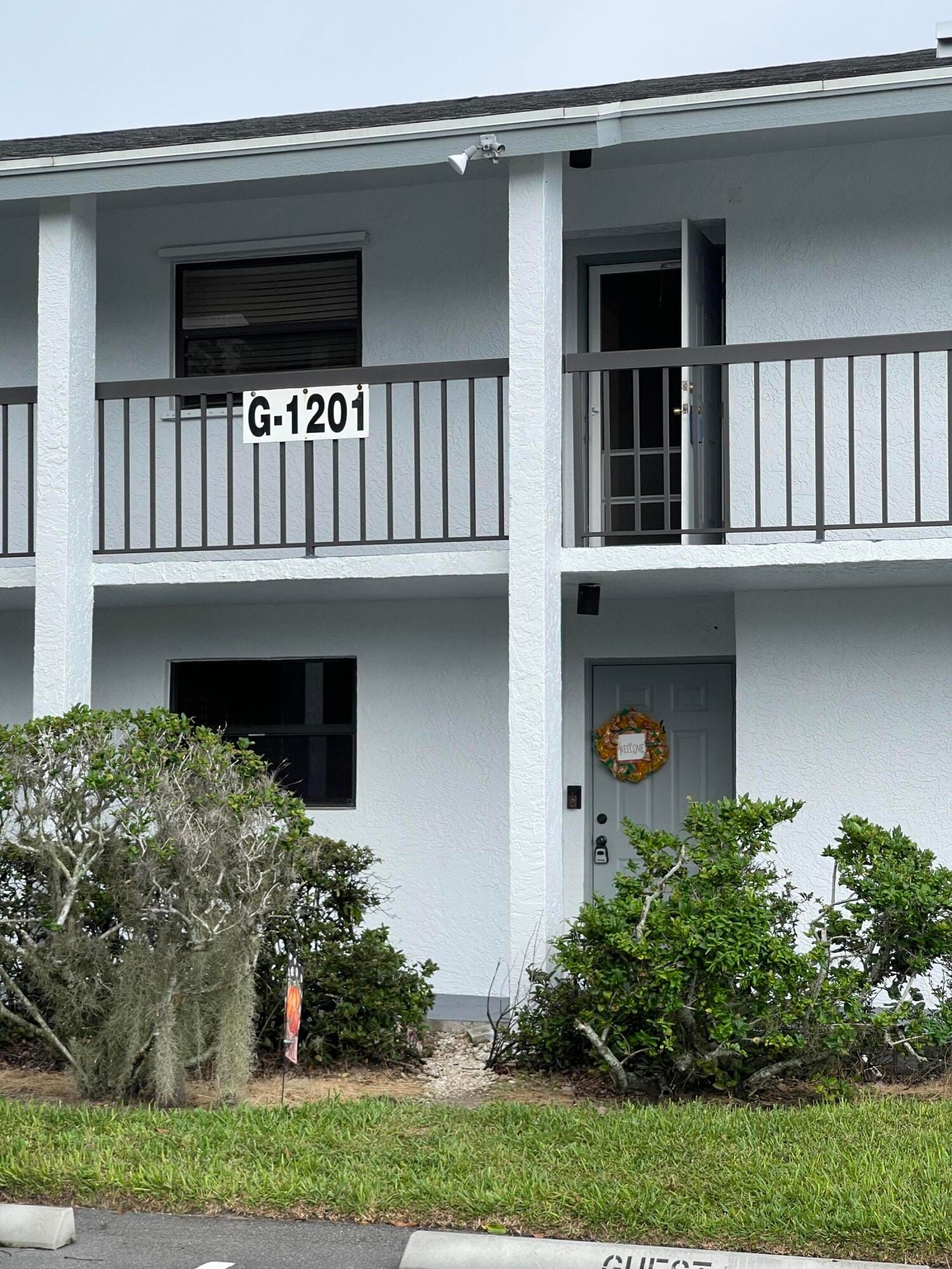 1201 SE PARKVIEW Place SE G11, Stuart, FL 34994 photo 2