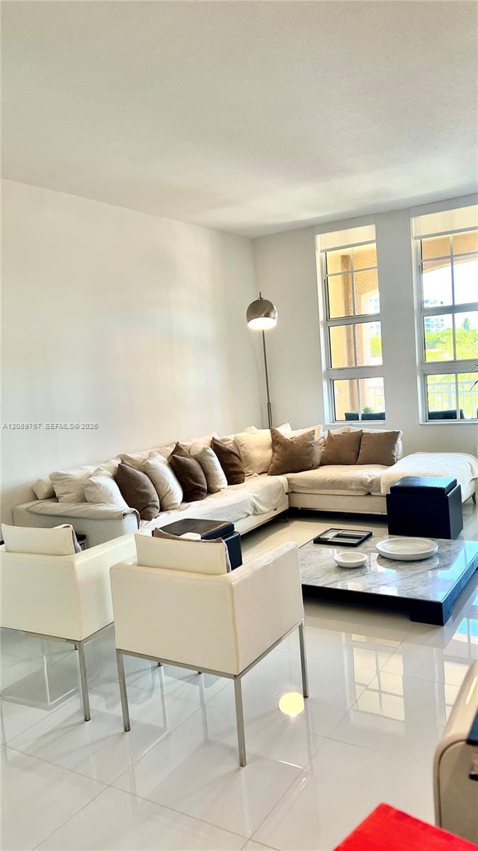 3001 NE 185th Street 421, Aventura, FL 33180 photo 2