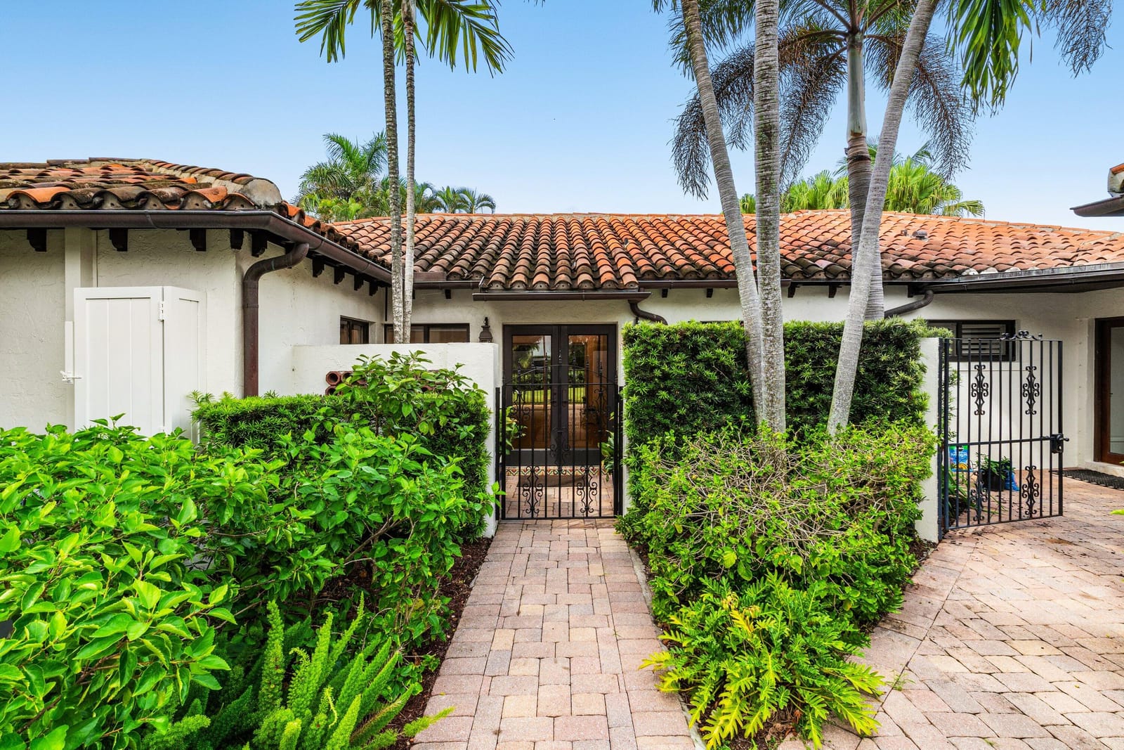 16 Little Pond Road, Manalapan, FL 33462 photo 15
