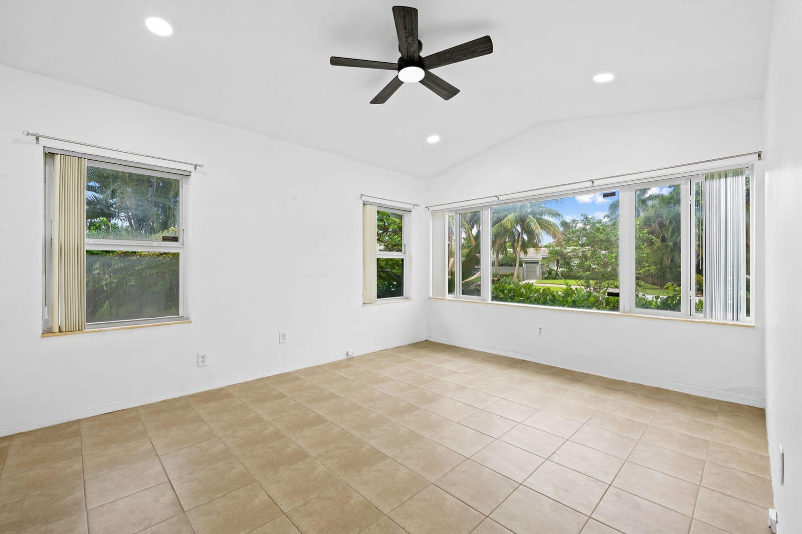 1705 NE 26TH Avenue, Fort Lauderdale, FL 33305 photo 13